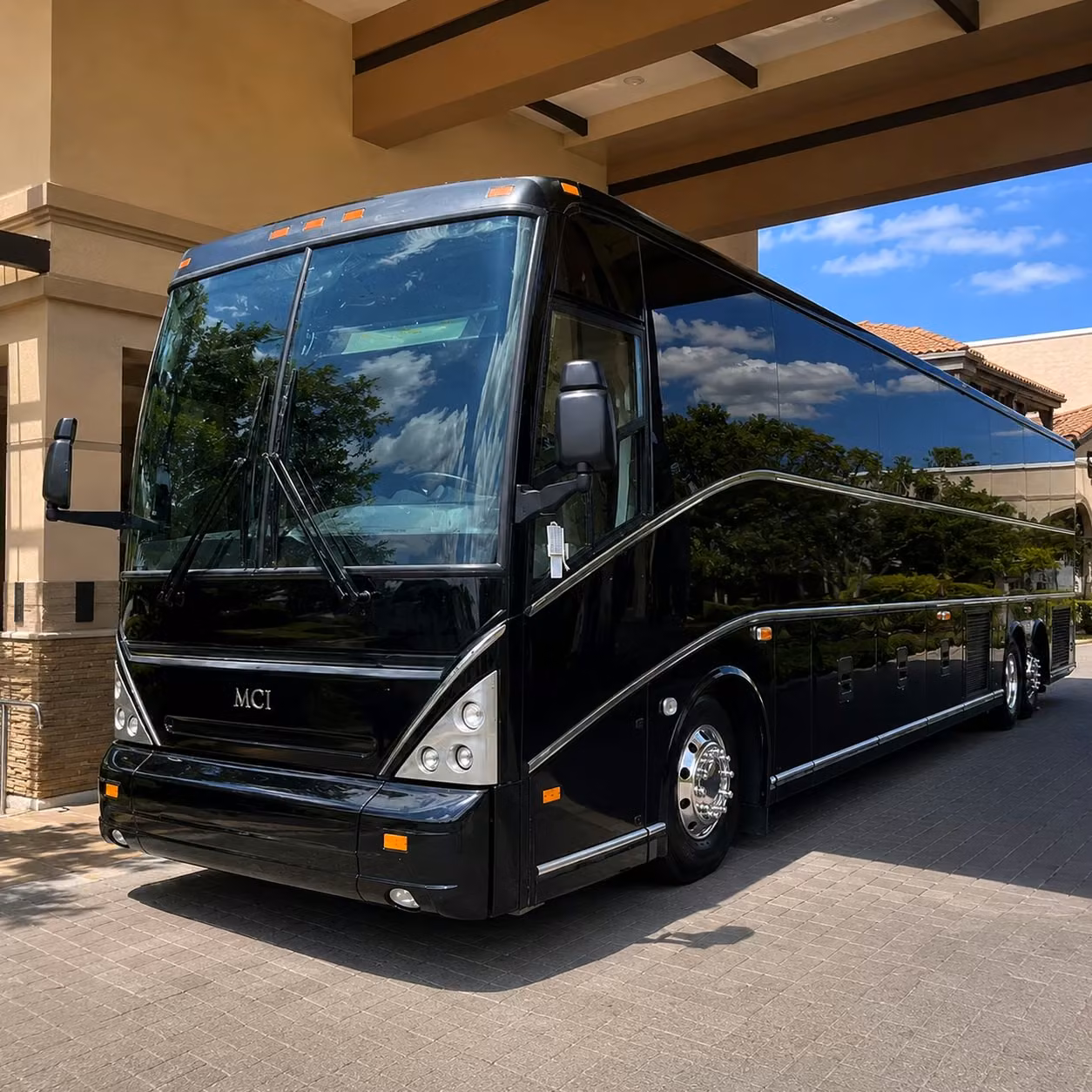 chandler groups love charter buses to ak chin pavilion and beyond