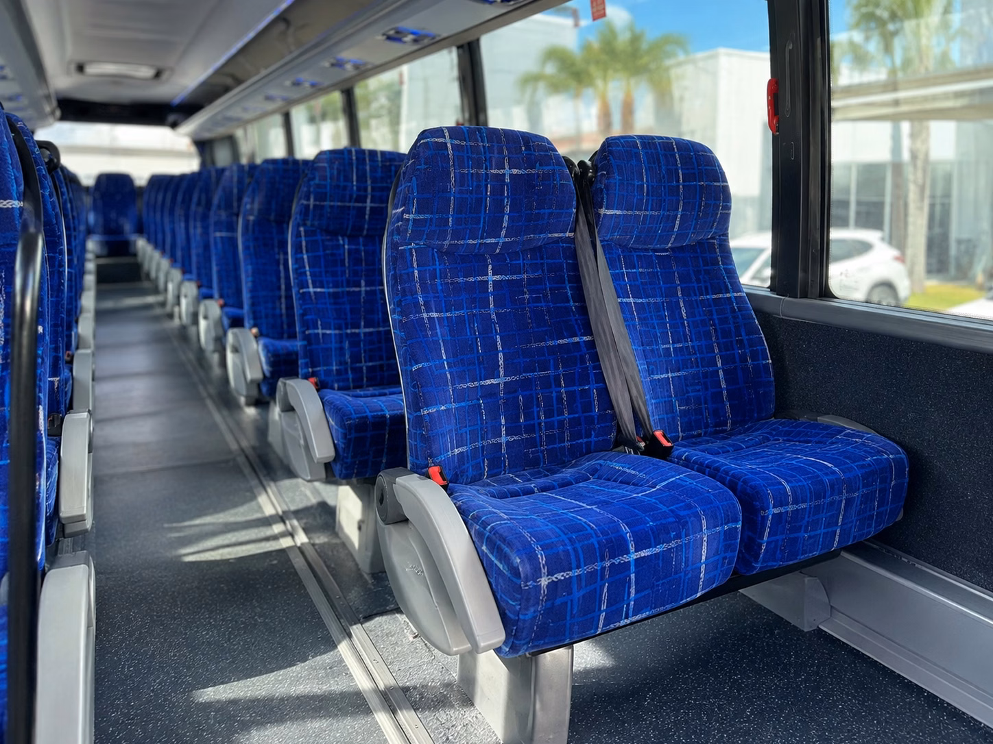 chandler sporting event shuttle services for corporate groups and company outings
