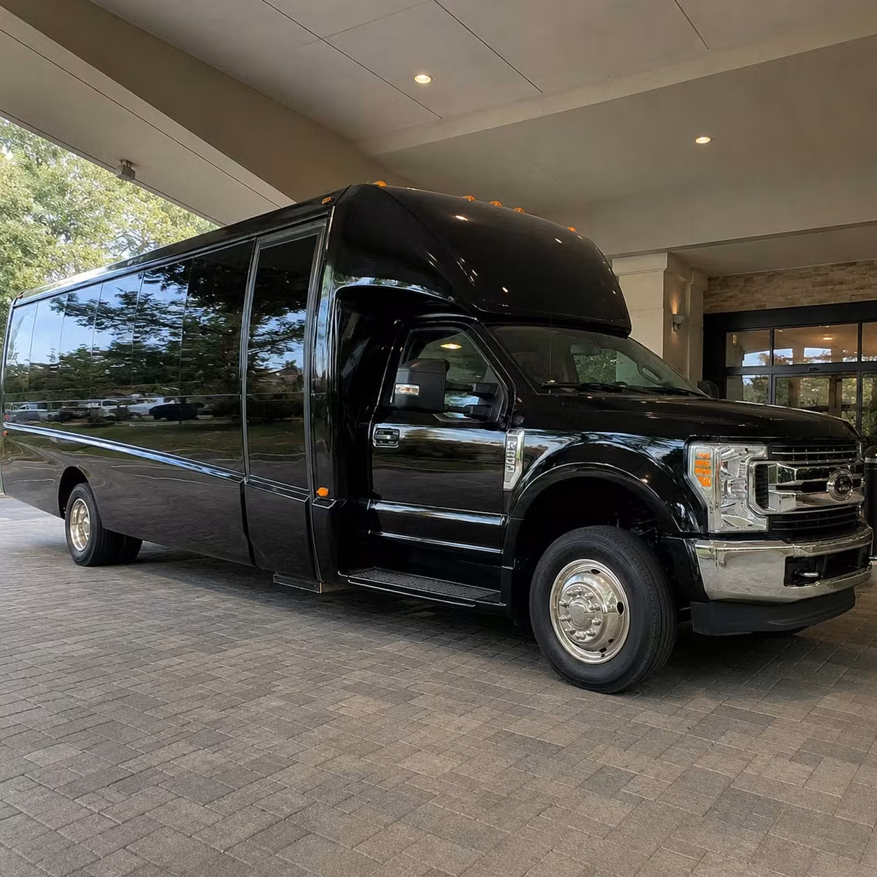 minibus rentals for smaller chandler prom groups who want a private ride