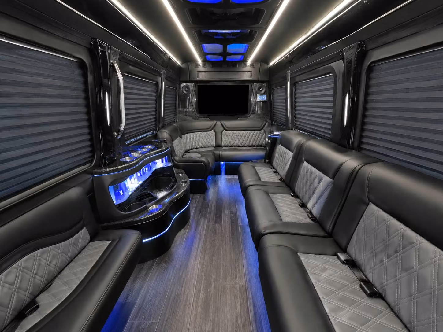team building event and corporate outing transportation in chandler